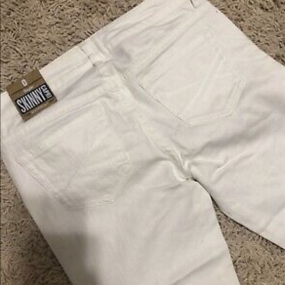 Jeans - Picture 4 of 5